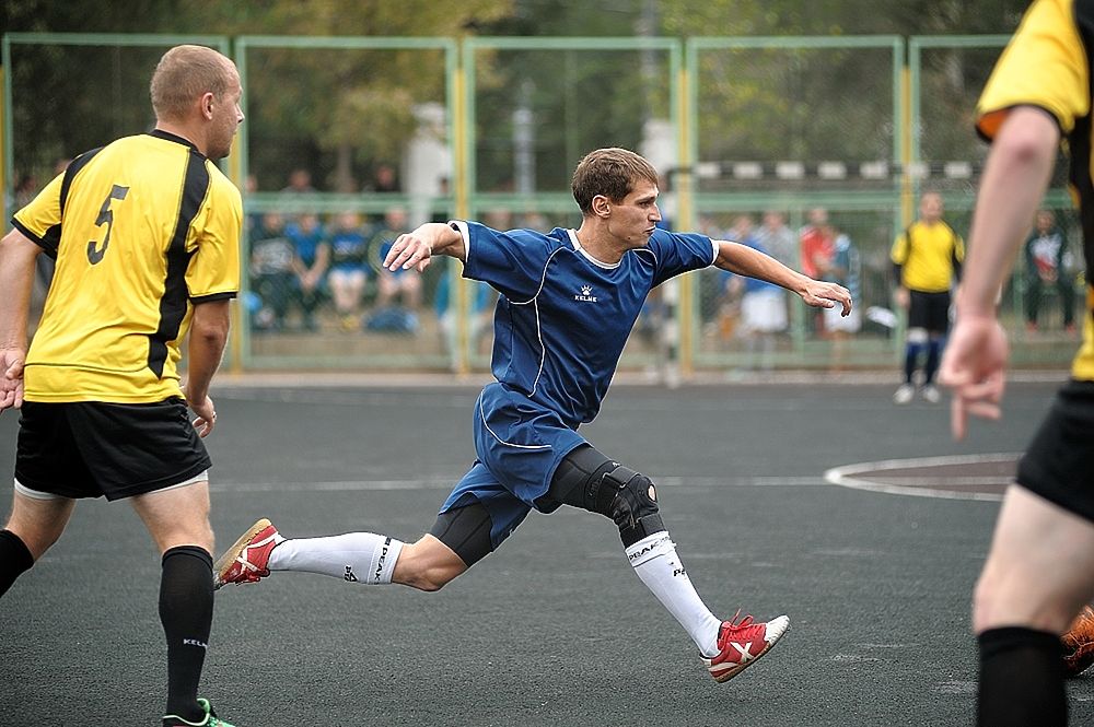 Футбол в Оренбурге: Как купить билеты и поддержать свою команду