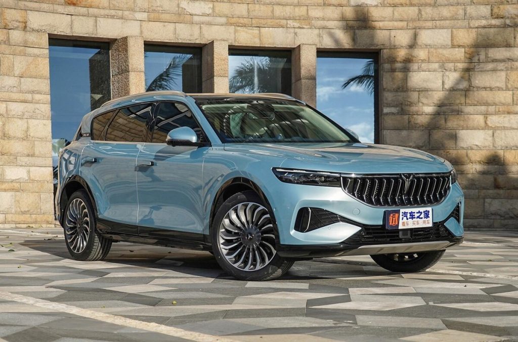 VOYAH FREE: Электрокроссовер будущего уже здесь