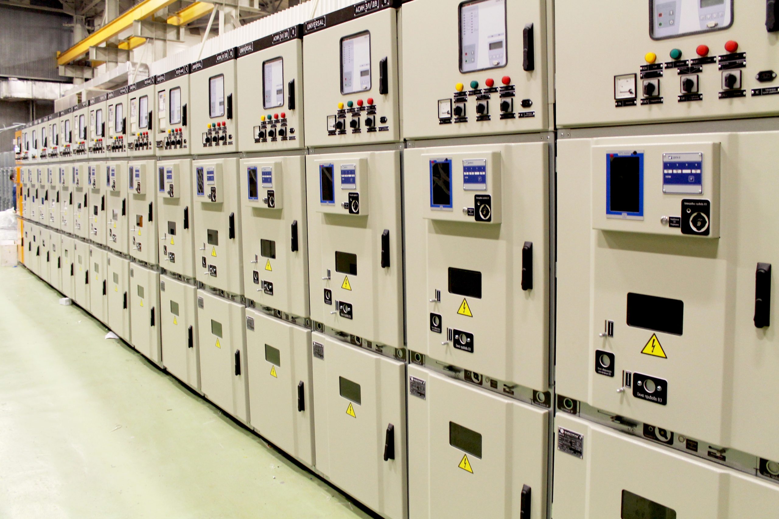 Внутренние распределительные устройства: Рассматриваем суть и особенности конструкции