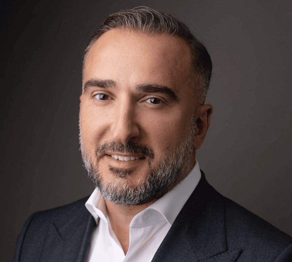 Тигран Хачатуров: От Махачкалы к вице-президенту Газпромбанка