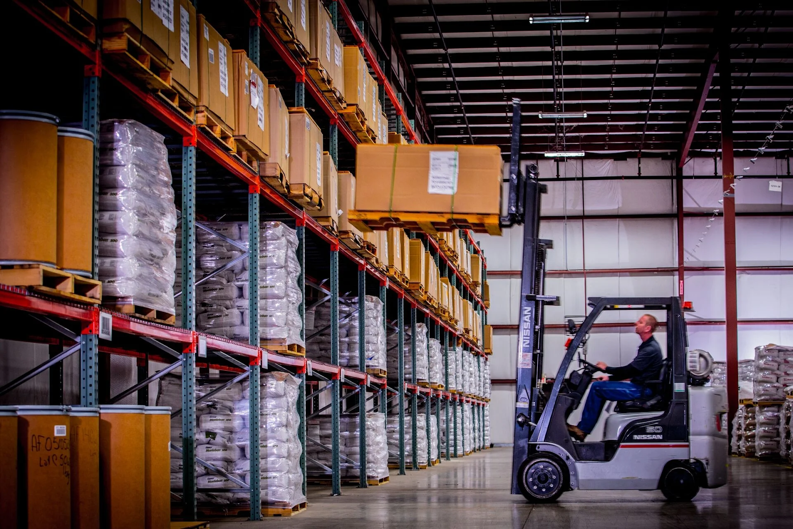 Оценочная компания: как проводится оценка стоимости предприятия и склада