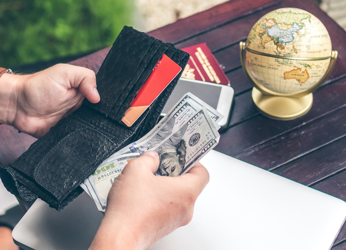 Как открыть счет за рубежом: подробное руководство