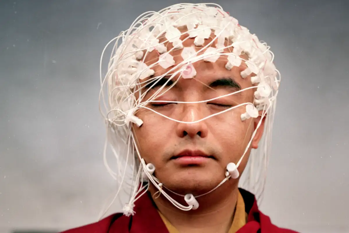 Документальные фильмы, которые прокачают мышление: что посмотреть для саморазвития